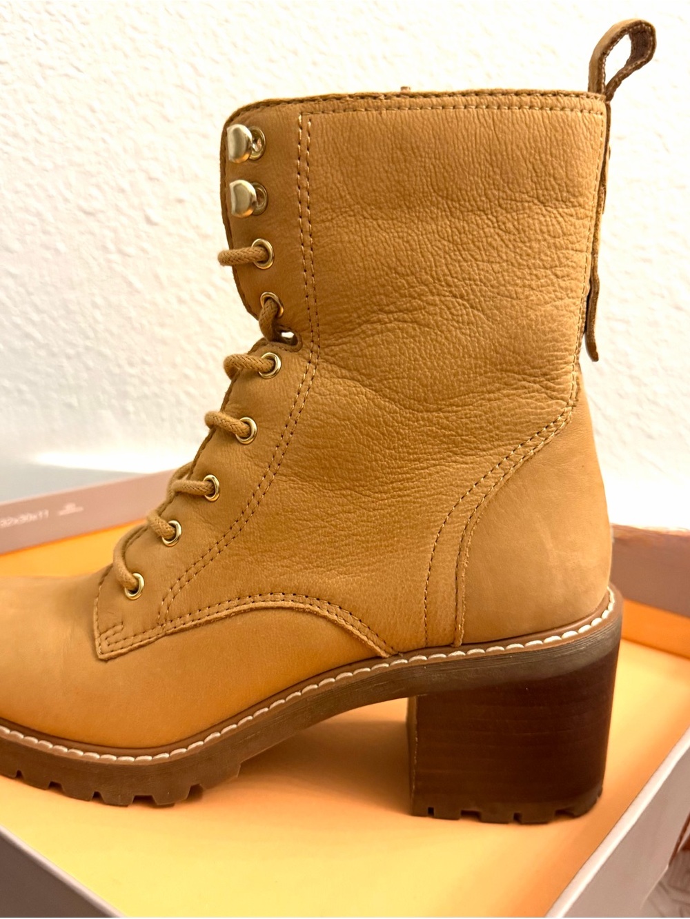 Crown Vintage Tan Lace-Up Chunky Heel Combat Boots